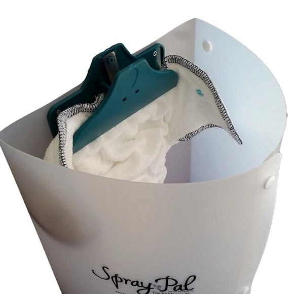 Spray Pal Cloth Diaper Sprayer Splatter Shield - Picture 8 of 9